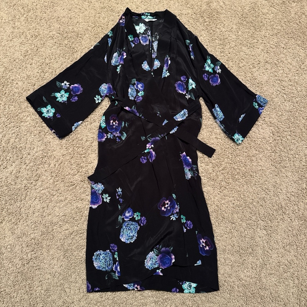 100% Silk Floral Kimono Robe